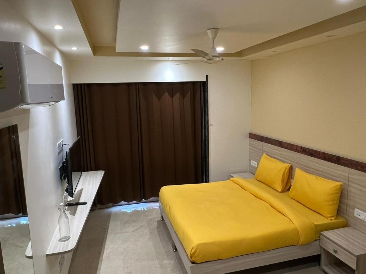 Windchime 853 Hotel Gurgaon Luaran gambar